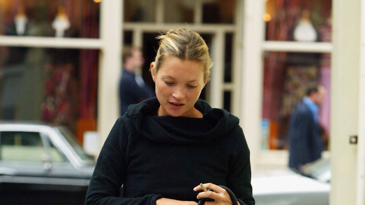 As botas boho que Kate Moss usou em 2003 estão revivendo este outono