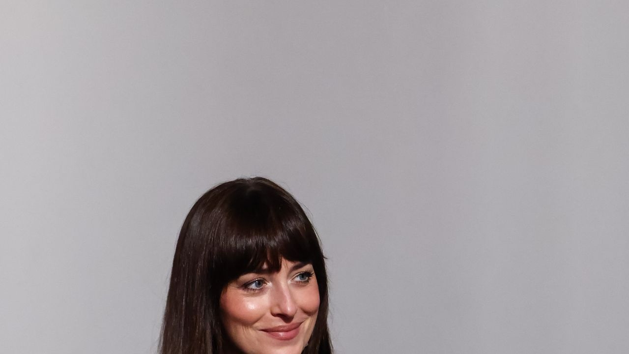 Dakota Johnson reveals: These 90s-style jeans are her favorite – the trend is so versatile