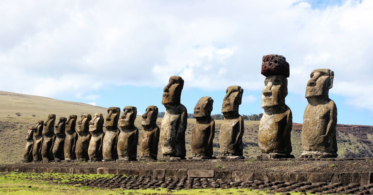 Estátuas Moai da Ilha de Páscoa podem ter caminhado até onde estão agora