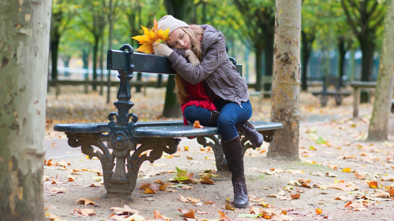 "Depression has hit me": how to cope with seasonal affective disorder?