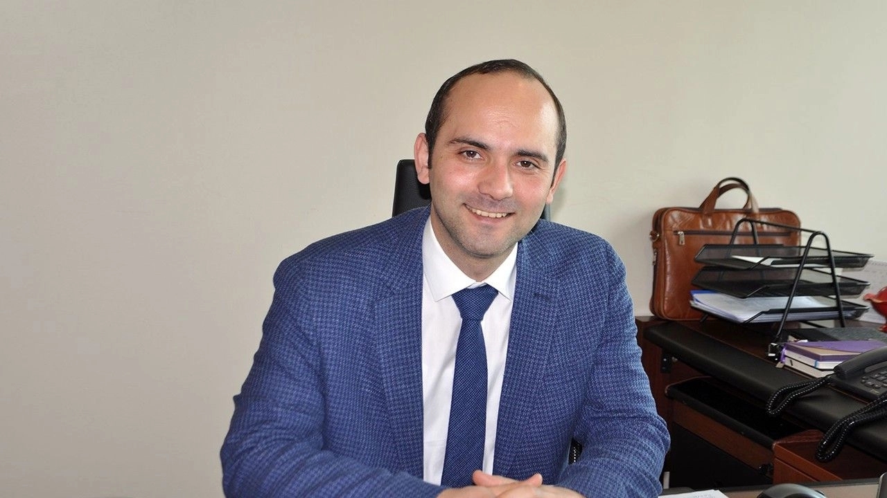 De rechtbank heeft geen gehoor gegeven aan het verzoek van het Constitutionele Hof om een ​​nieuw proces tegen Tayfun Kahraman.