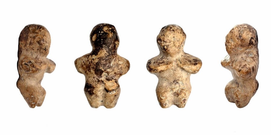 Artefact ontdekt op Poolse boerderij blijkt 6000 jaar oud Venusbeeldje te zijn