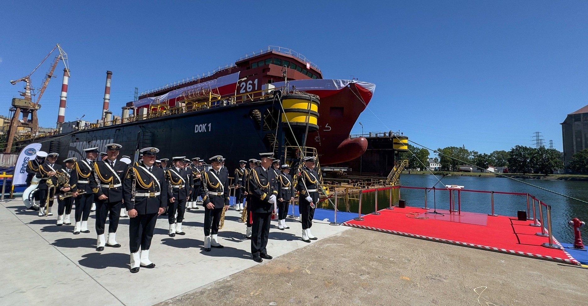 Polonia lanza su primer barco espía de inteligencia de señales