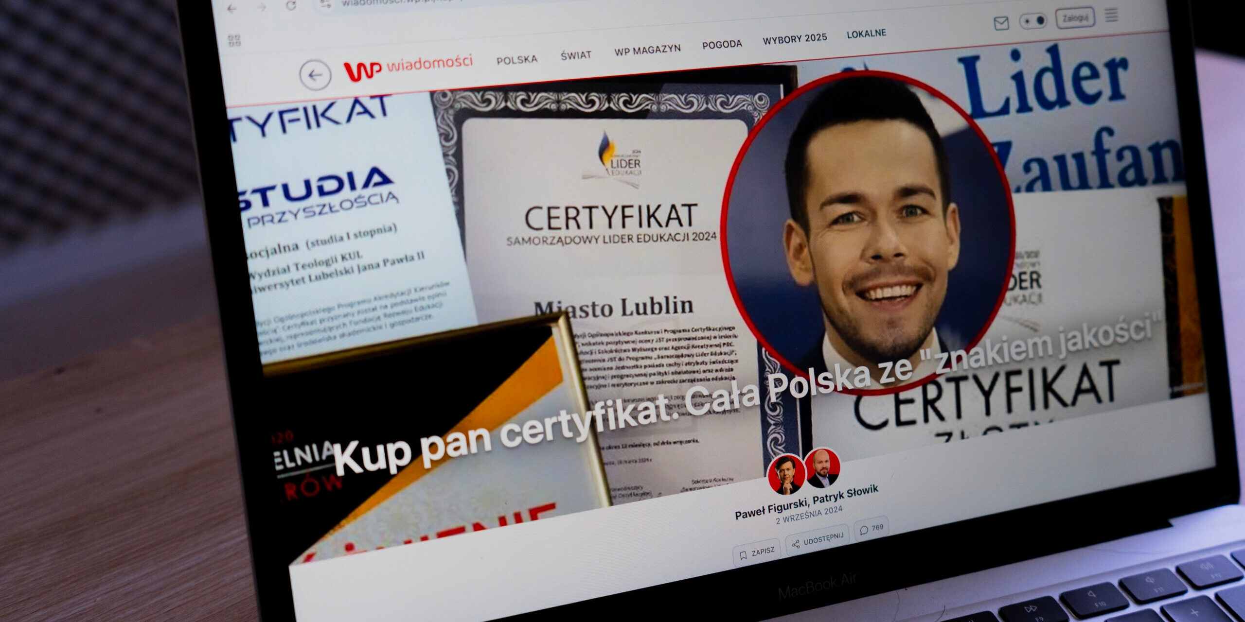 Polish journalists fined for “unauthorised” publication of emailed statements