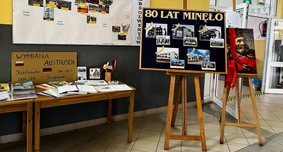 Żmigród İlkokulu'nun 80. yıl dönümü - yıl dönümü konseri ve sergisi