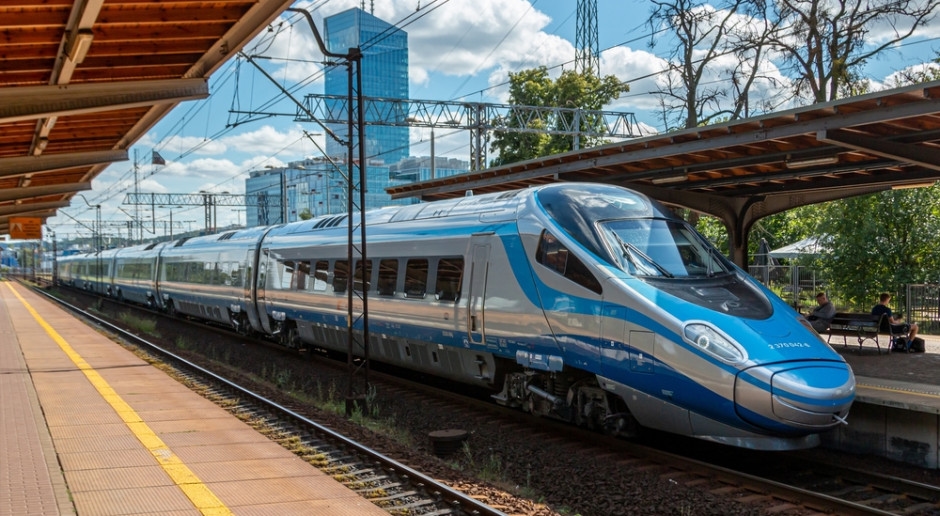 Le rail doit viser des vitesses plus élevées. 250 km/h ne constitue plus un objectif majeur.