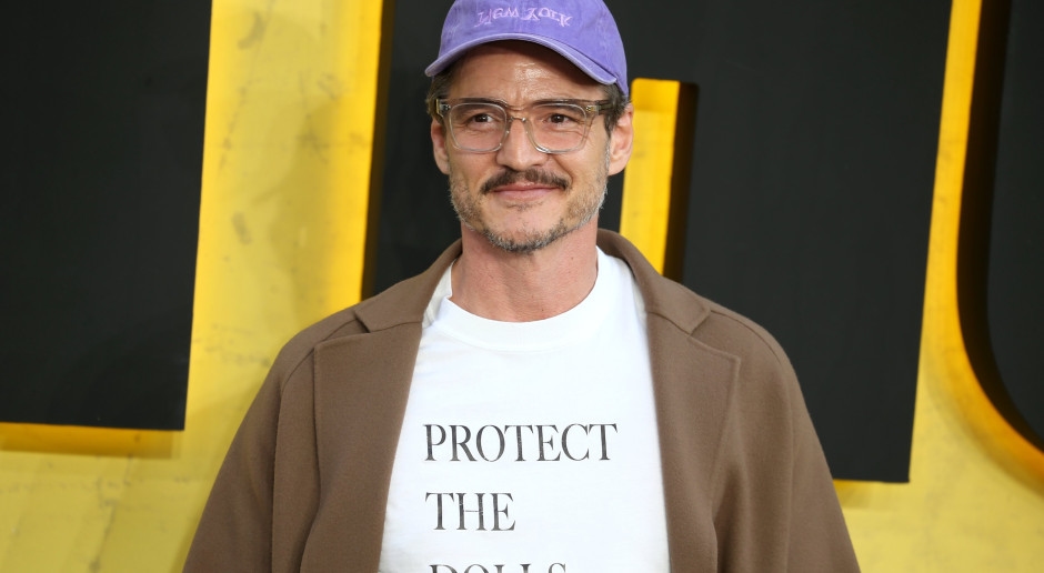 ¿Qué pasa con la camiseta "Protege a las muñecas"? Sin embargo, esta camiseta se convirtió en un manifiesto global.