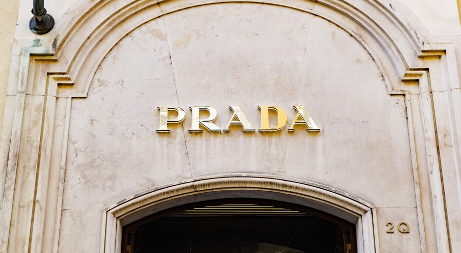 CEO da Prada abandona navio: o momento não é coincidência