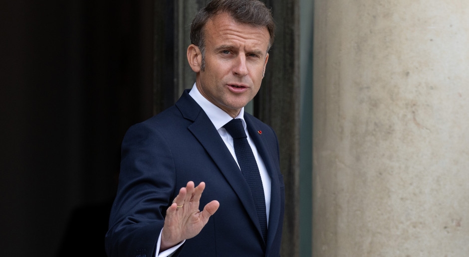 Emmanuel Macron wil dat Parijs het voorbeeld van Berlijn volgt. Het draait allemaal om de "Franse touch".