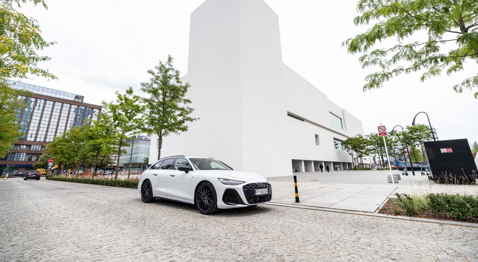 La luz ha llegado al Museo de Arte Moderno. Asistimos a las Charlas de Diseño de Audi.