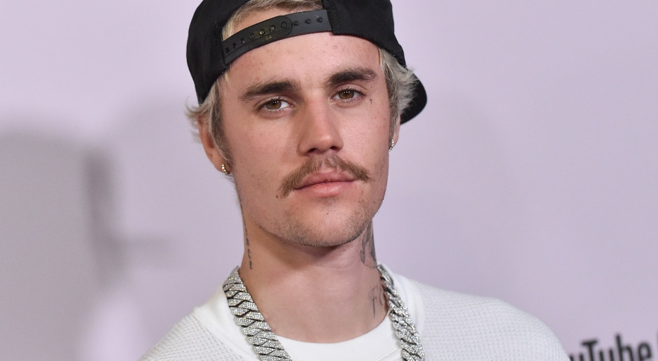 Justin Bieber ha lanzado un nuevo álbum. "Swag" ya está disponible en plataformas de streaming.