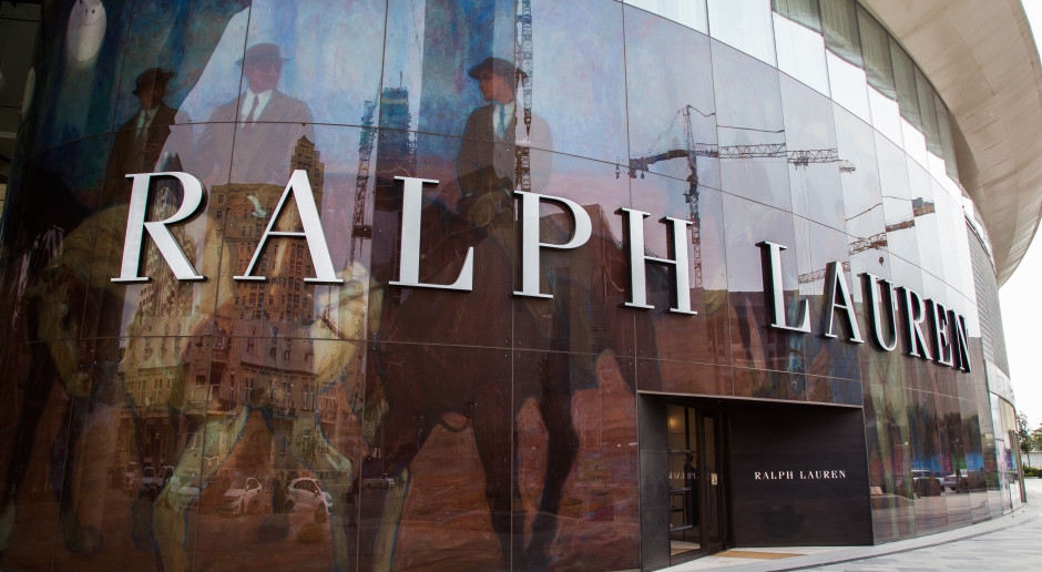 ¿No sabes qué ponerte? ¡Pregúntale a Ralph! La famosa marca presenta un estilista virtual.