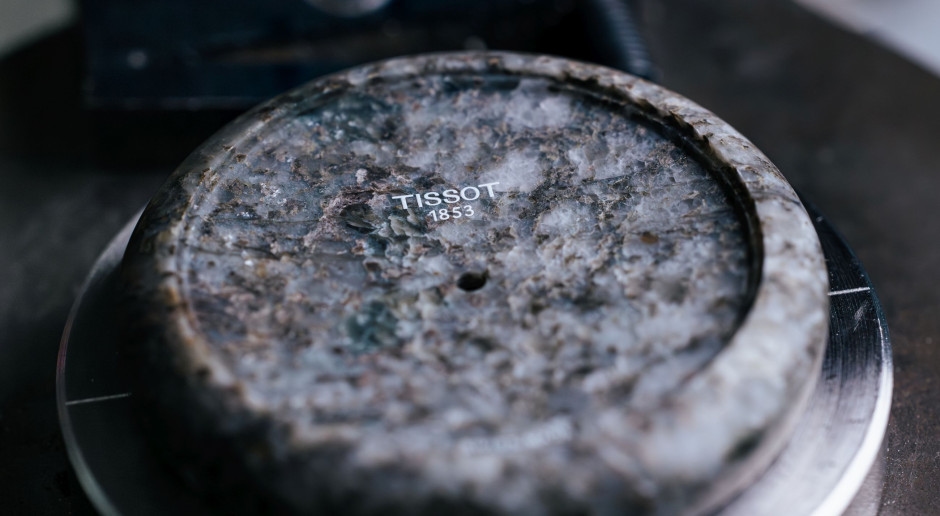 Tissot znowu rzeźbi w granicie z Alp. Powraca z limitowaną serią po ponad 40 latach