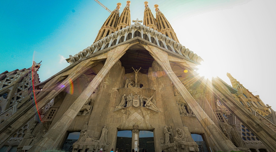 La Sagrada Familia batte un record architettonico. Gli ultimi ritocchi saranno completati nel 2026
