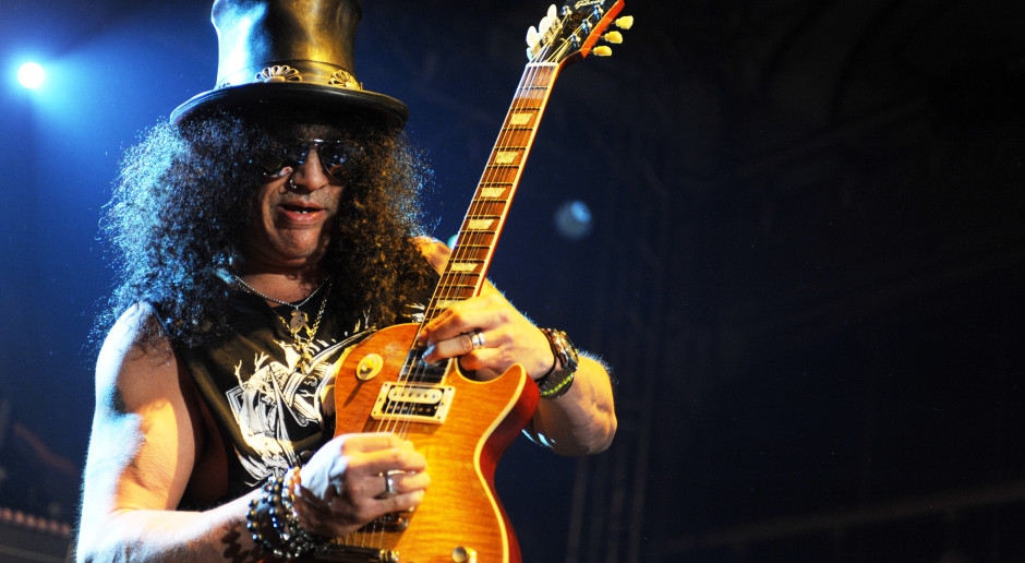 L'ex manager dei Guns N' Roses fa causa alla band per il suo libro