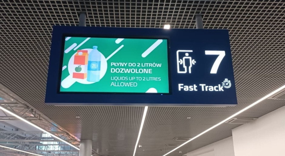 Aeroporto polonês muda regras. Acabaram-se os limites onerosos e as antigas exigências.
