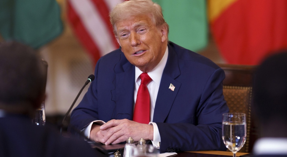 Arancel del 200%: Trump ataca a la industria farmacéutica