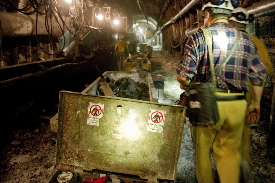 The best Polish mine has a proposal to cover its huge loss