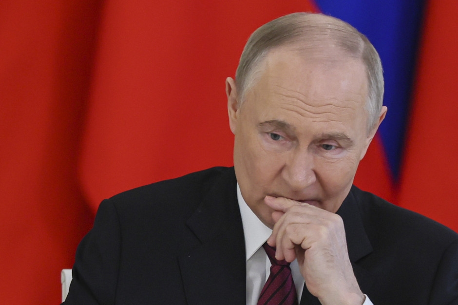 Panic begins in Russia. They ask for urgent help