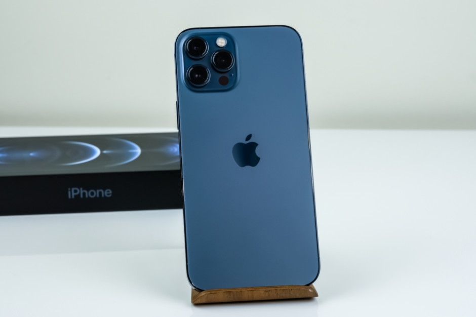 Bir zamanlar Çin, şimdi komşusu. Bu ülke, Amerika Birleşik Devletleri'ne en büyük telefon tedarikçisi haline geldi.