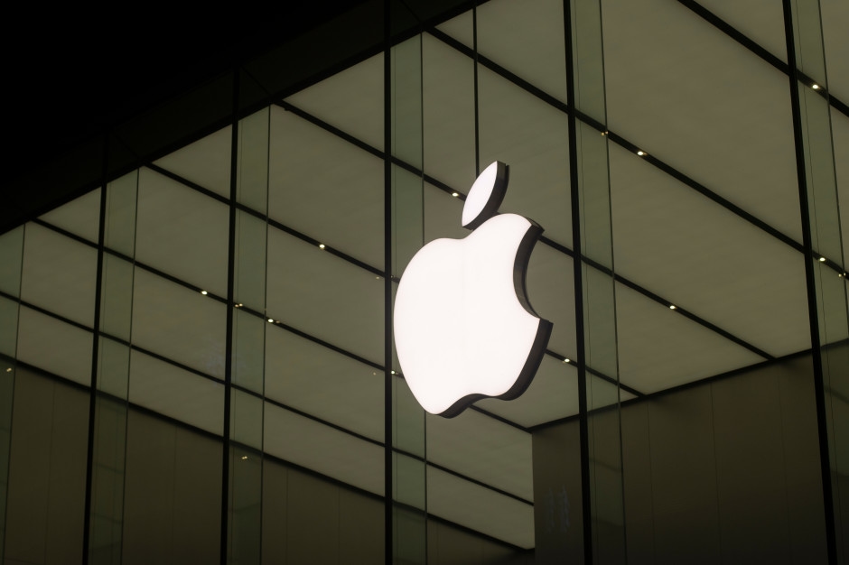 Apple accusata di furto di tecnologia. Continua la battaglia legale per il risarcimento