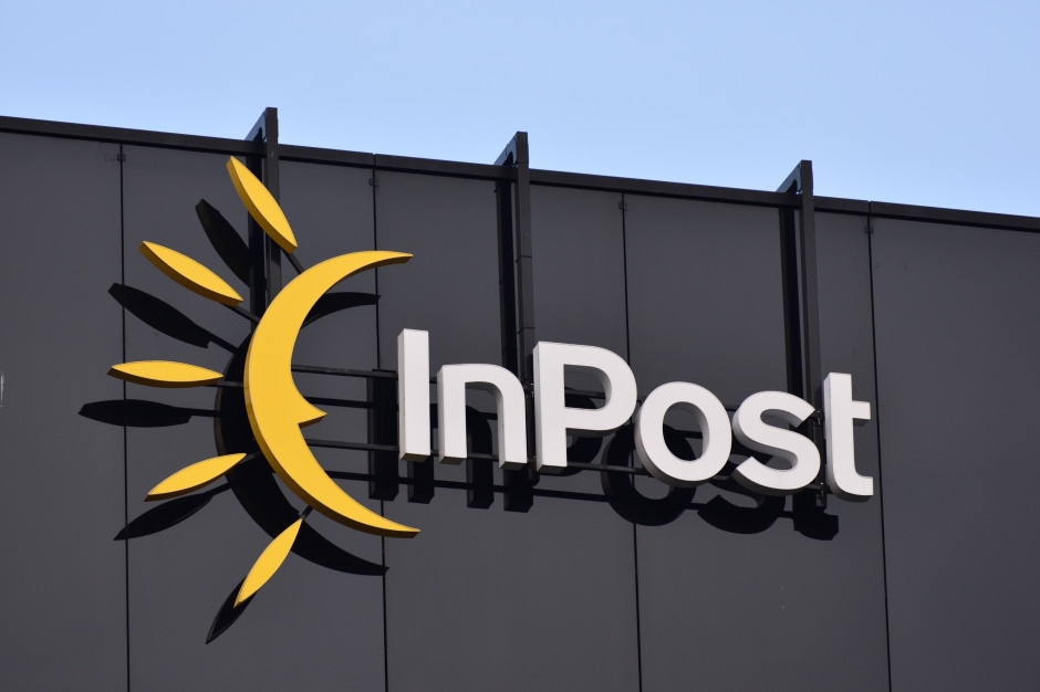Novidades do InPost: Começa a construção de caixas de ajuda, ou redes de desfibriladores DEA