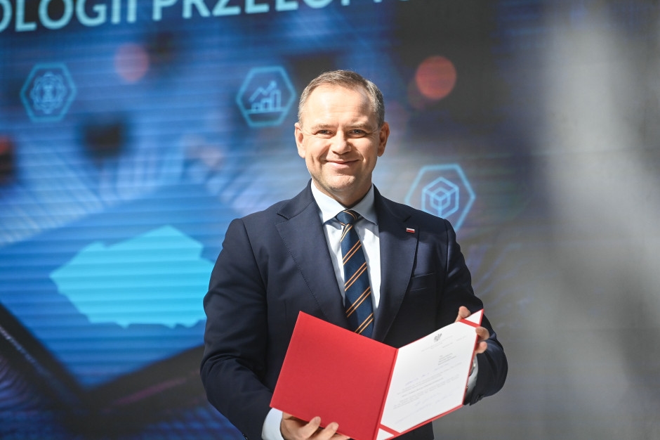 Il presidente lancia la sfida al governo. 5 miliardi di zloty per l'innovazione e un consiglio per la tecnologia.