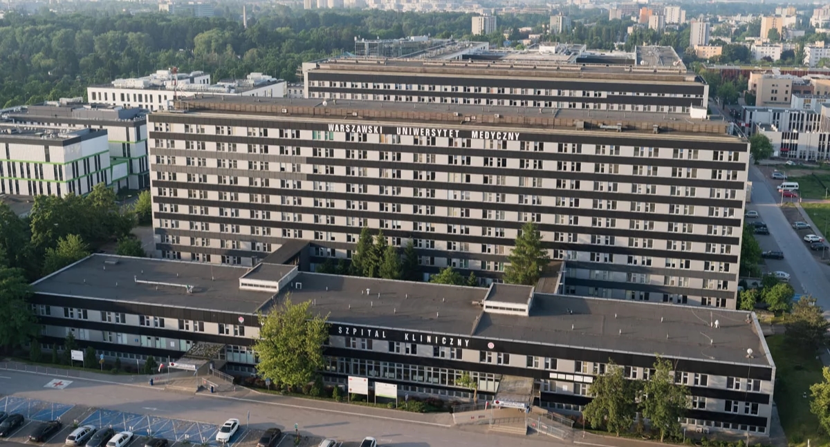 Das Universitätsklinikum der Medizinischen Universität Warschau verschiebt geplante Krankenhausaufenthalte bis 2026.