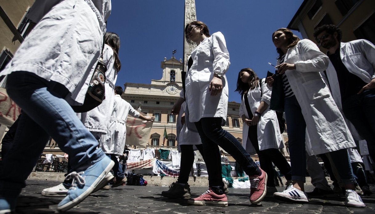 Los recién graduados, los sectores en crecimiento y en qué ciudades encuentran trabajo