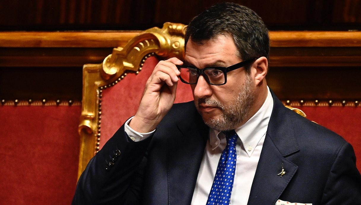 Infrastructure Decree, new flight rates and Strait Bridge in draft