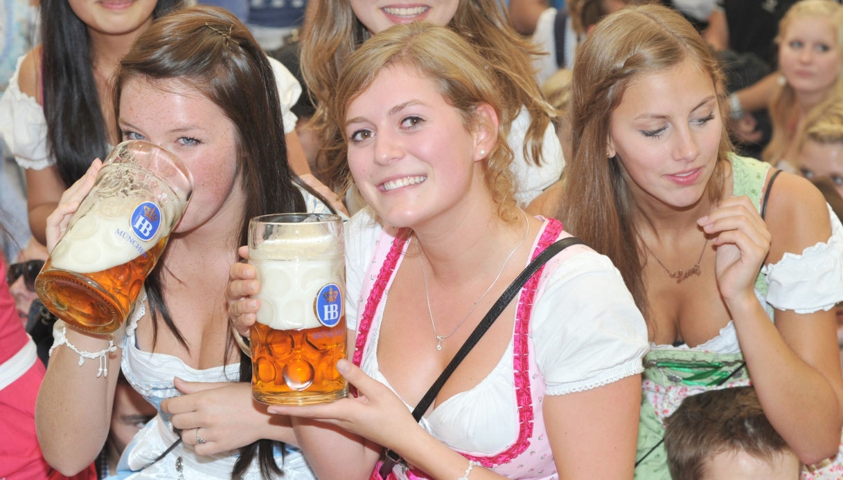 Biercrisis in Duitsland: consumptie daalt met 7% in 2025, met prijsstijgingen in aantocht