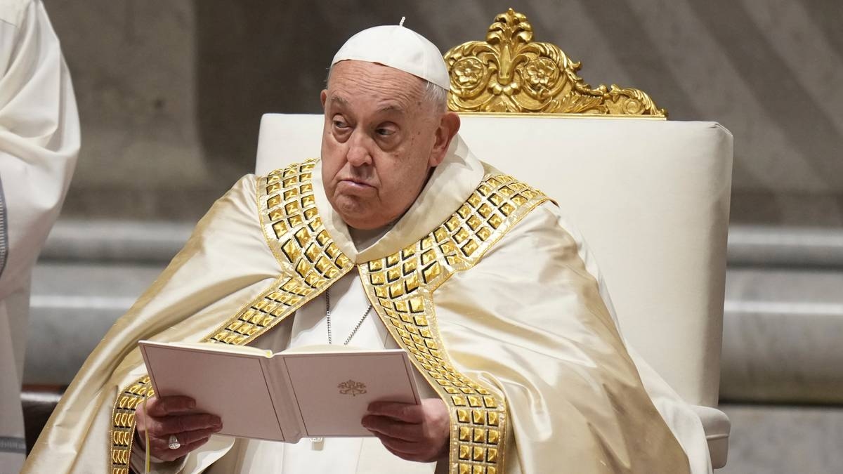 Korte verklaring van het Vaticaan. Het gaat om de gezondheid van paus Franciscus