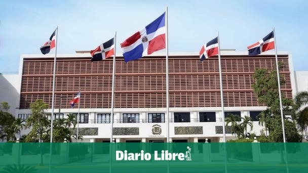 Il progetto richiede agli studenti di lavorare nelle elezioni per laurearsi