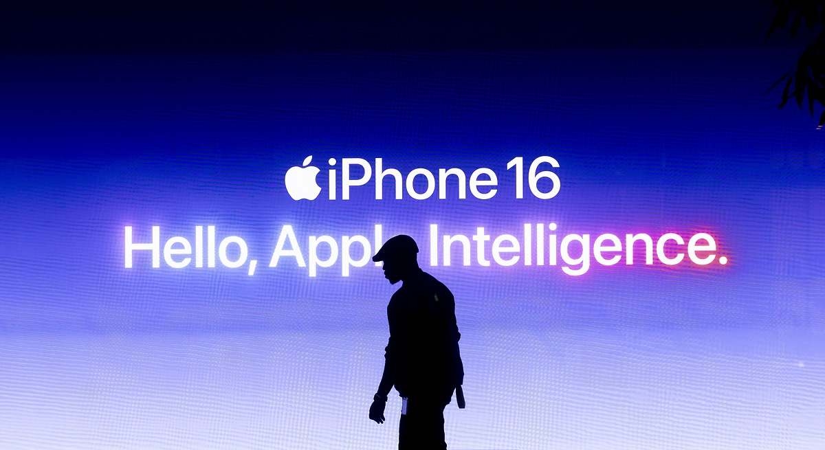 Yapay zeka, geleceğin Apple'ını tehdit ediyor: Apple, on yıl içinde iPhone'ların modasının geçeceği konusunda uyarıyor