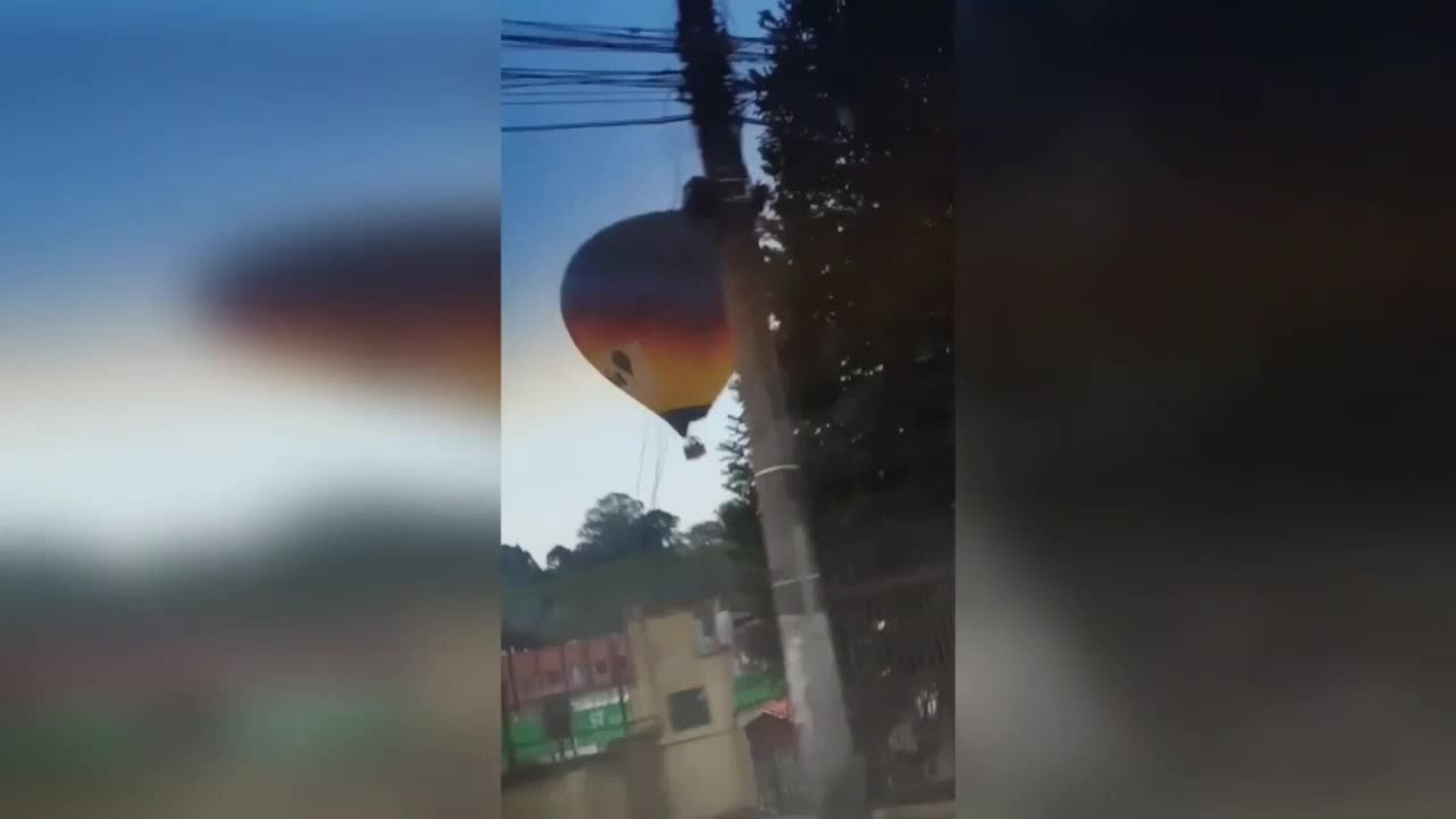 Otto morti nello schianto di una mongolfiera con a bordo 21 passeggeri in Brasile.