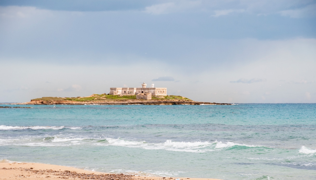 The Island of Currents: where the Ionian and Mediterranean meet