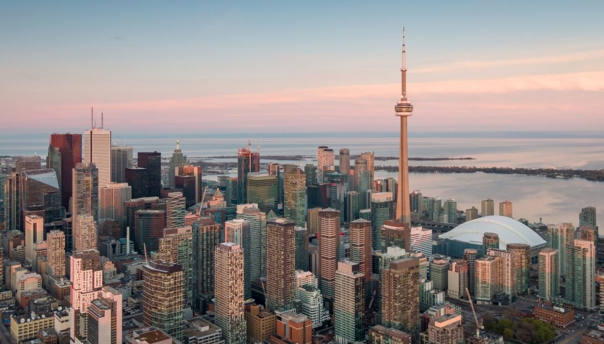 Torre CN de Toronto, una obra maestra de ingeniería por descubrir