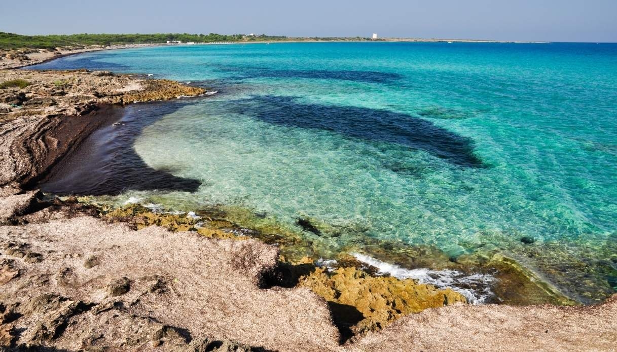 Plaże Salento Jońskiego: najbłękitniejsza strona włoskiego lata