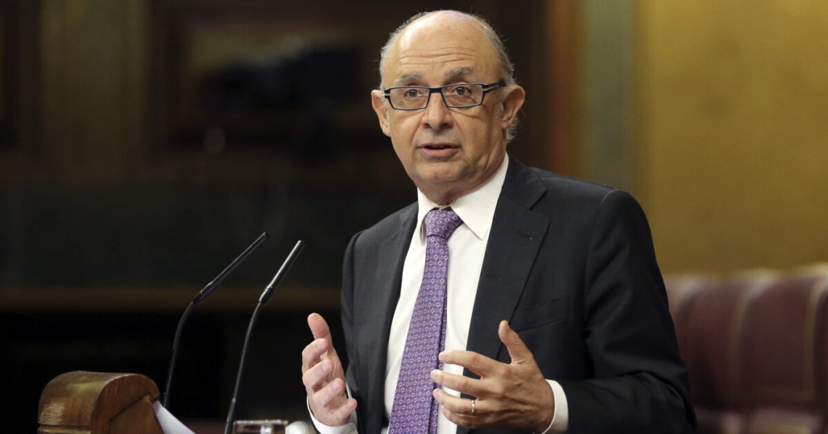 Lobbyist favors and VIPs' tax privacy breached (Nadal included): scandal in Spain surrounding former Populist Party minister Montoro