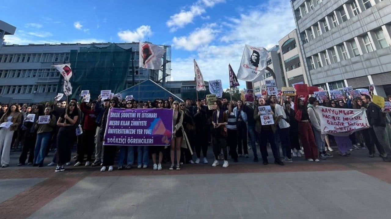 Studenci to koszmar Pałacu