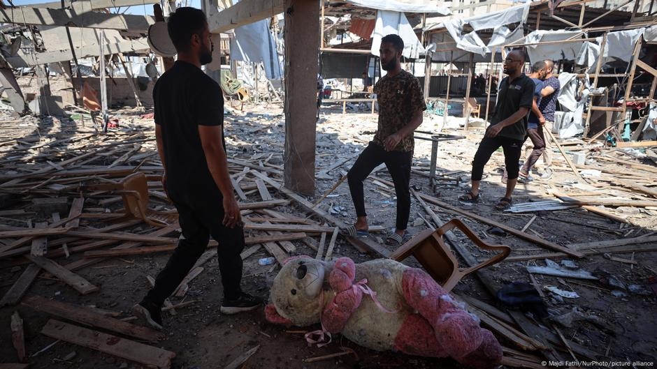 News compact: Israel hints at end of war in Gaza