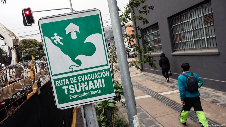 Pacífico: tremores secundários na Rússia, alertas de tsunami no Chile