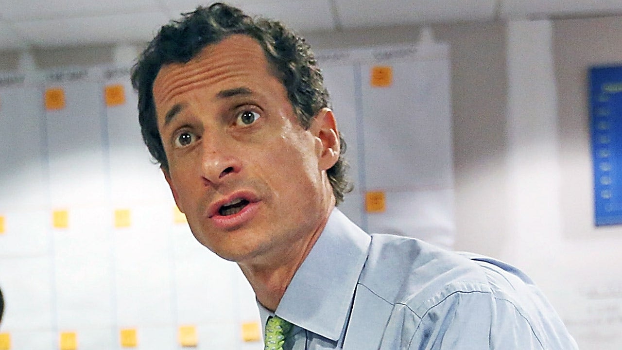 Anthony Weiner habla del escándalo de sexting mientras intenta regresar a la política y dice que "las mujeres están locas por mí".