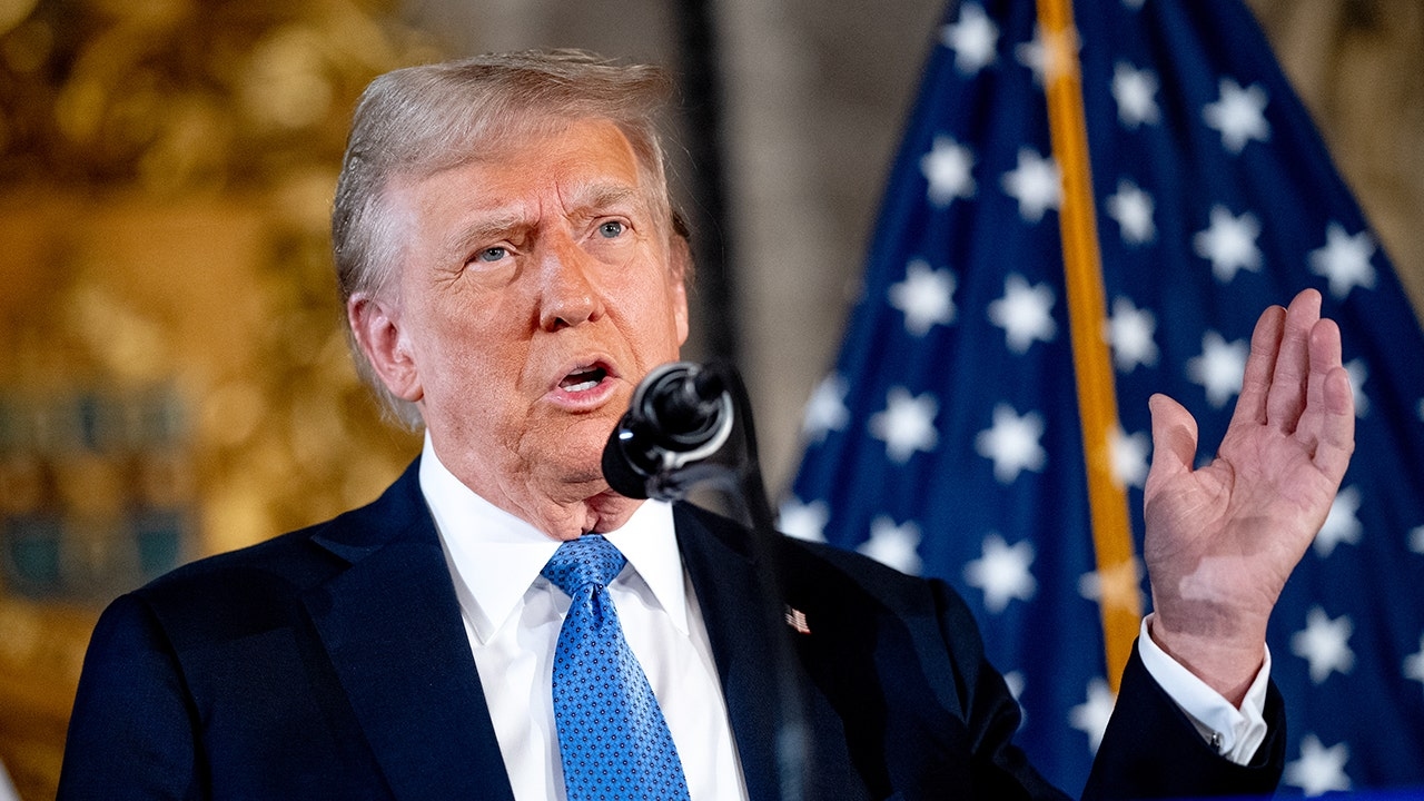 Trump le dice a Grassley que les diga a los demócratas "váyanse al INFIERNO" por los candidatos judiciales bloqueados en el Senado.