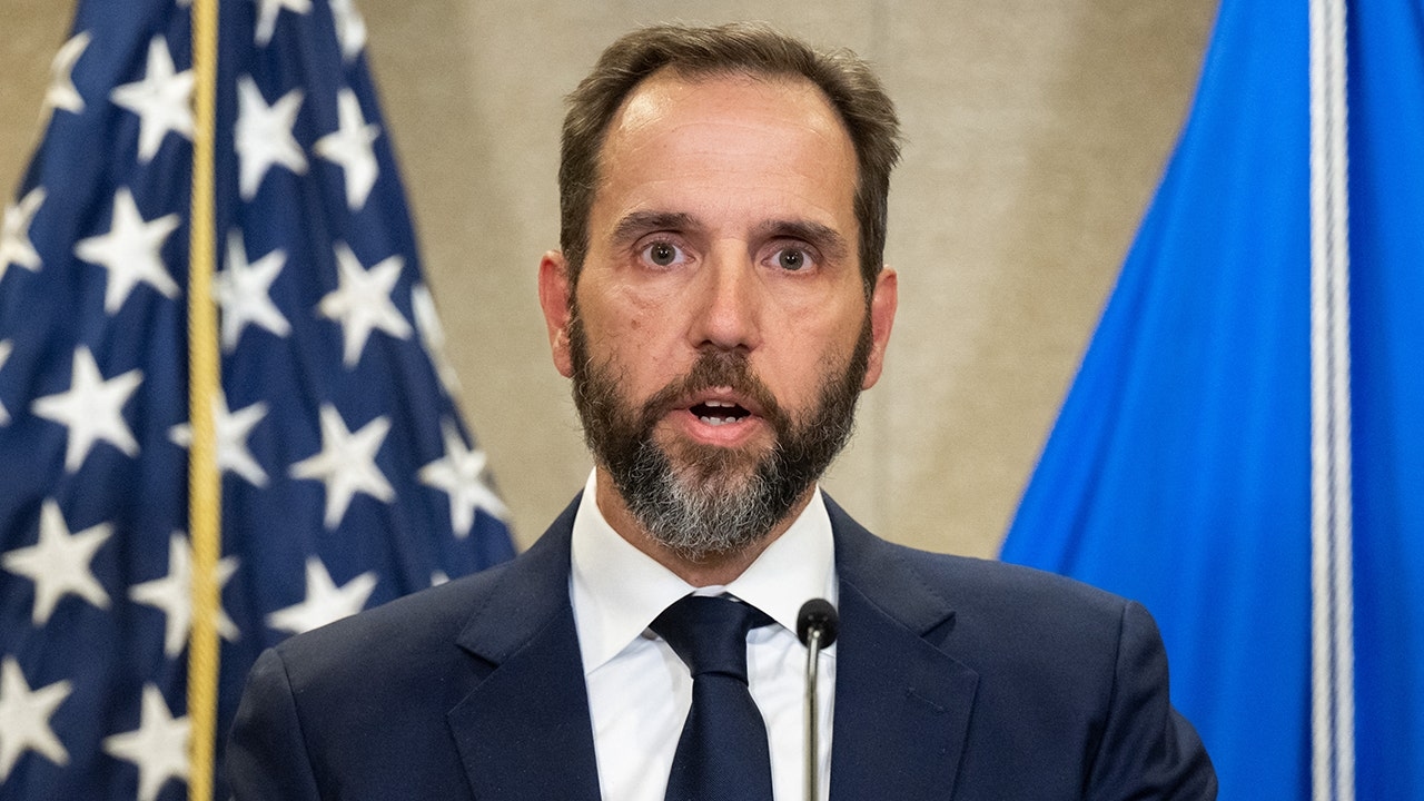 Бывший прокурор Трампа Джек Смит находится под следствием правительственного надзорного органа Офиса специального прокурора