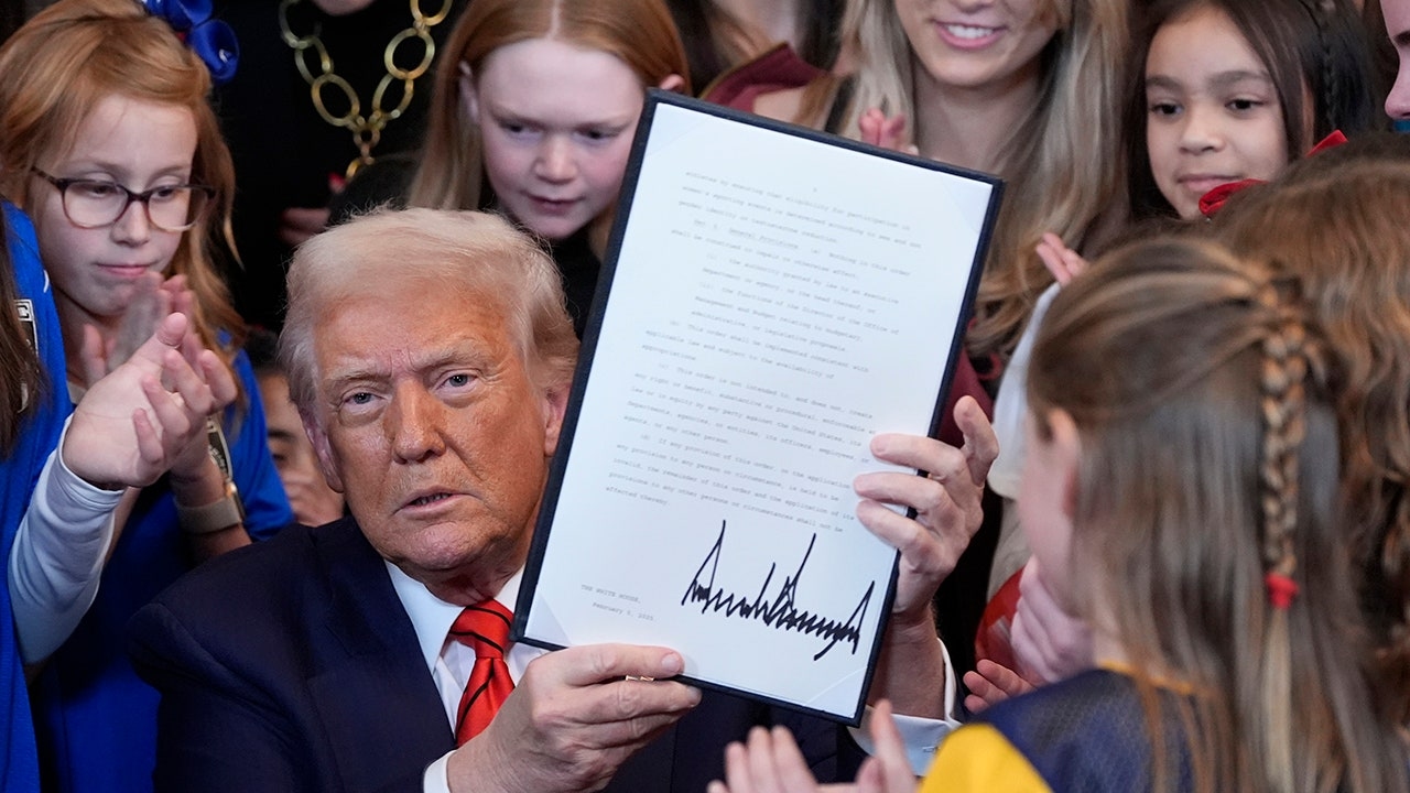 „Zurück auf dem Fahrersitz“: Eltern erhalten neuen Leitfaden zu Trumps Durchführungsverordnungen und deren Auswirkungen auf Kinder