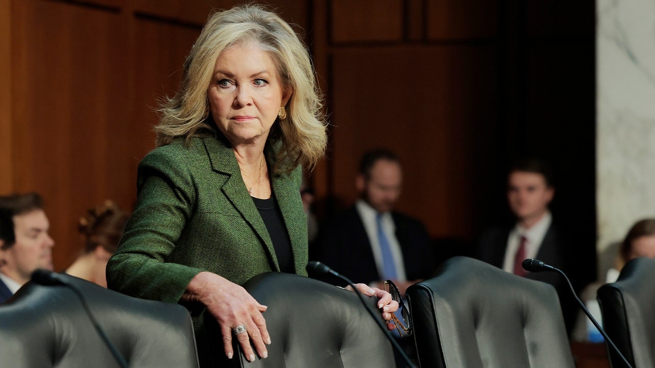 El senador Blackburn critica el turismo de maternidad y la "compra de ciudadanía estadounidense" en apoyo a la agenda migratoria de Trump.