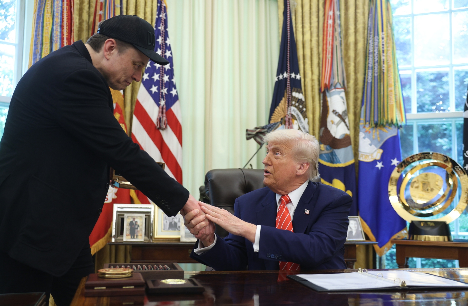 Donald Trump dice que Musk 'perdió la cabeza' y que por ahora no está interesado en un diálogo