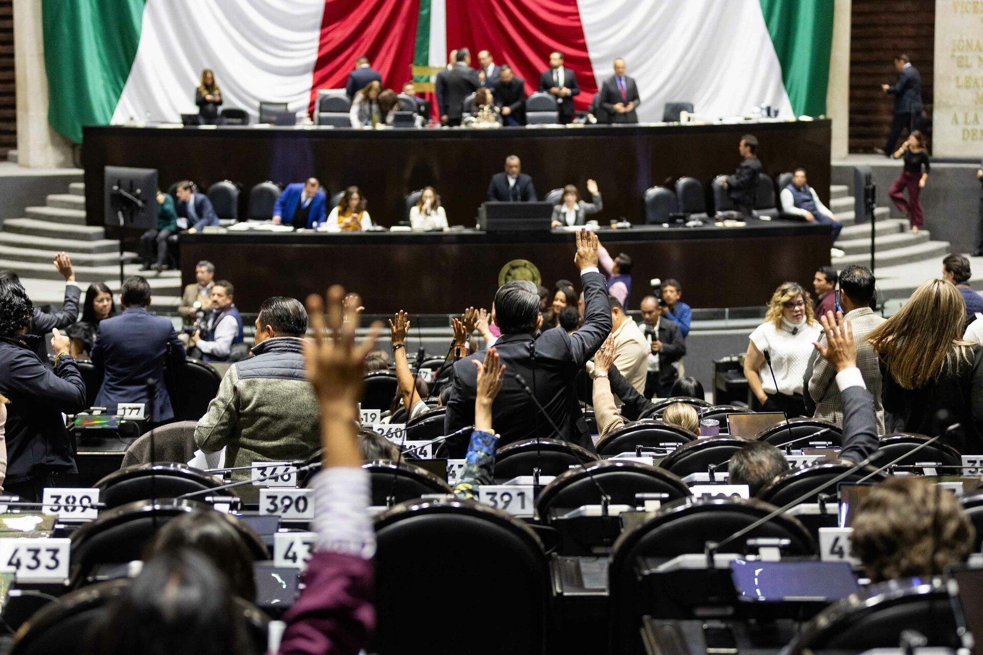 Morena and allies impose reform package, grant greater access to personal data
