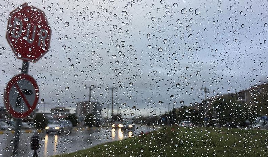 Bonne nouvelle pour les Stambouliotes ! Échappez à la chaleur étouffante, la pluie arrive.